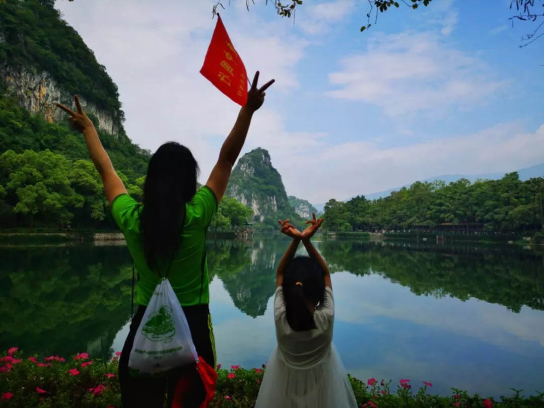 两场活动集结牌坊广场，众多市民点赞肇庆全域旅游！